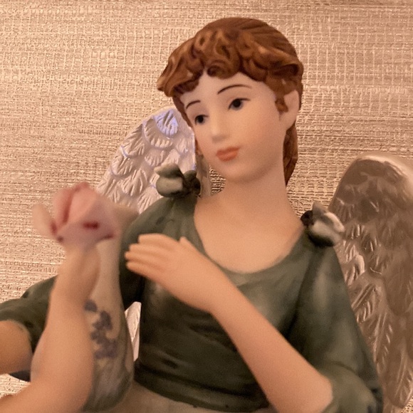 Porcelain Angel and baby Cherub Hand Painted - Picture 9 of 11